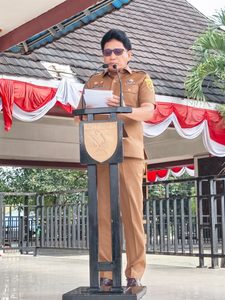Sekda Maluku Mewakili Gubernur Apresiasi Bazar Murah HUT ke-81 TNI