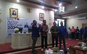 BMKG Gelar Sekolah Lapang Gempa di Ambon, Targetkan Evakuasi Mandiri Masyarakat Pesisir